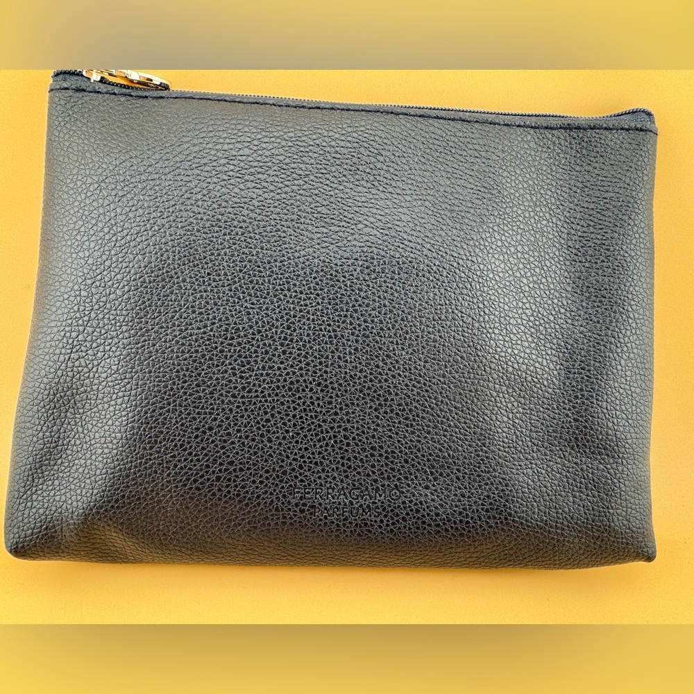 Turkish Airlines Ferragamo Business Class Amenity Bag Dark Blue - Picture 4 of 4
